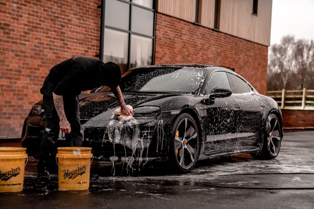 Top 5 Car Shampoo Options: Choosing the Best Shampoo for Cars